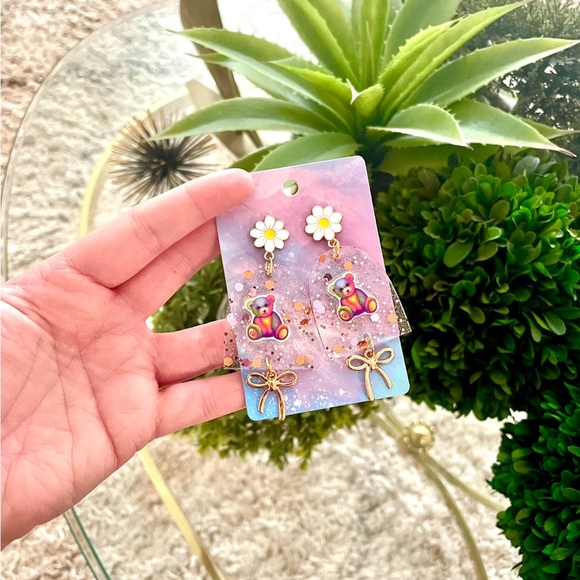Lisa Frank Bear Acrylic Earrings - Picture 4 of 5